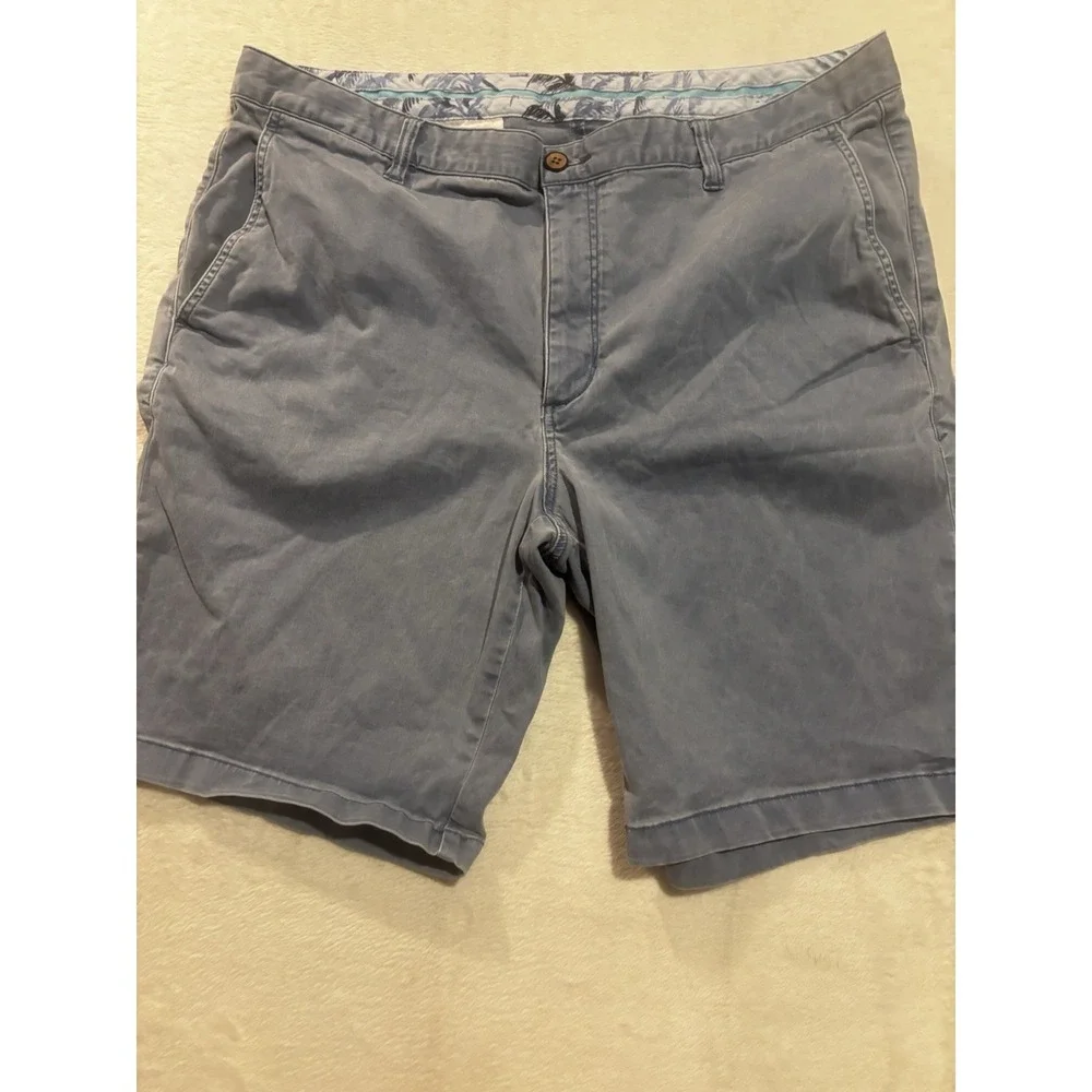 Tommy Bahama Chino Shorts Mens 38x10 Blue‎ Washed Out Fabric Preppy Casual
